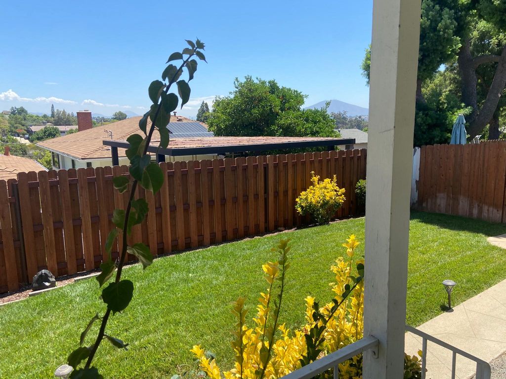 8627 Tulare St, La Mesa, CA 91941