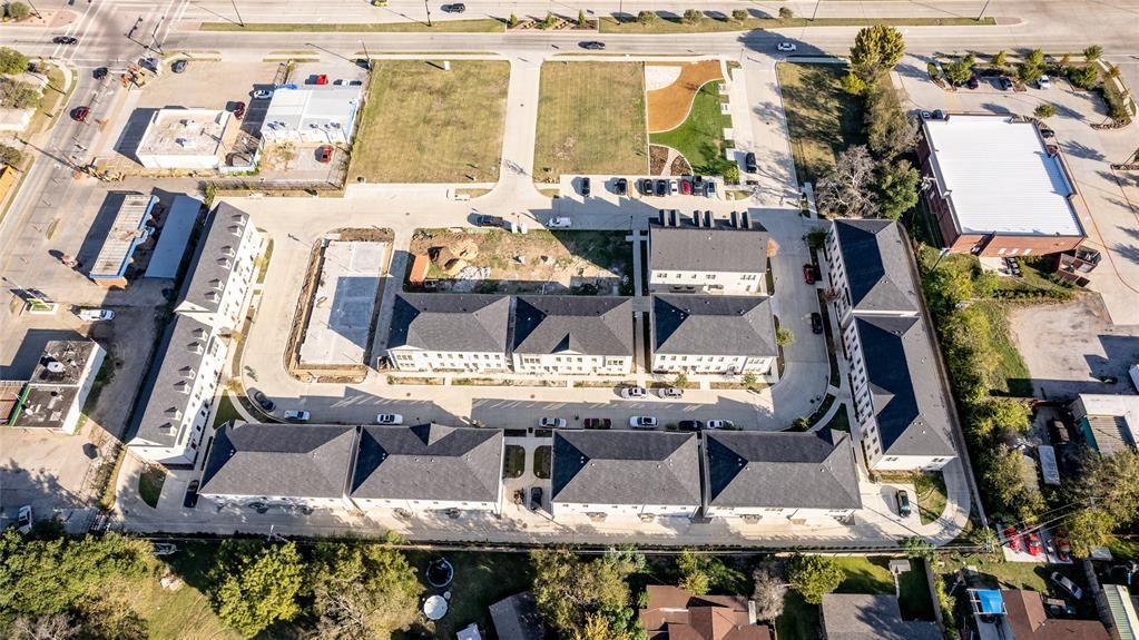 1925 Bel Air Dr, Arlington, TX 76010