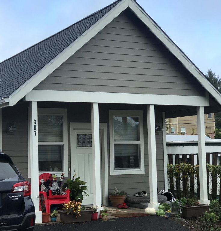 307 SE Reef Ave, Lincoln City, OR 97367