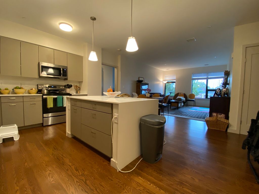 455 Harvard St #305, Brookline, MA 02446