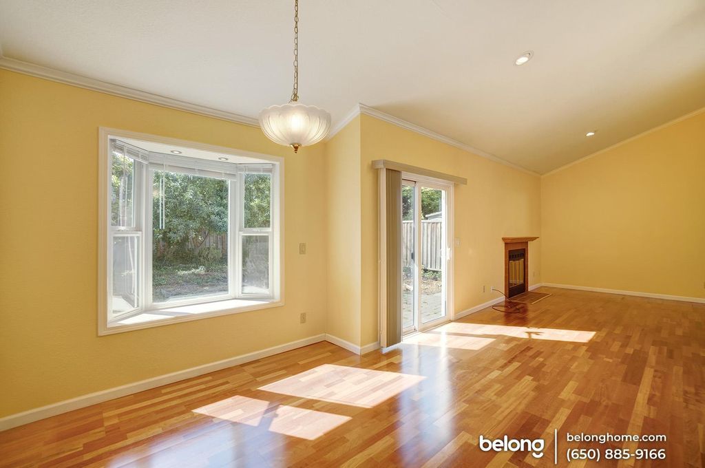 3056 Mountain Dr, Fremont, CA 94555