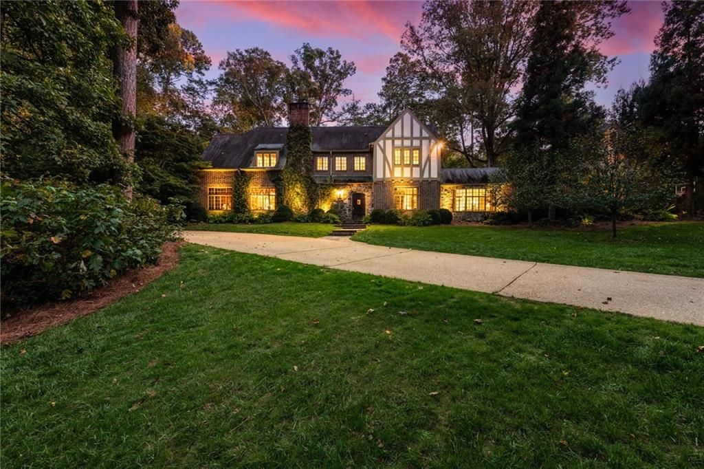 3655 Tuxedo Rd NW, Atlanta, GA 30305