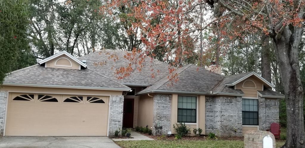 436 Wynfield Cir, Fleming Island, FL - 3 Bed, 2 Bath Single-Family Home