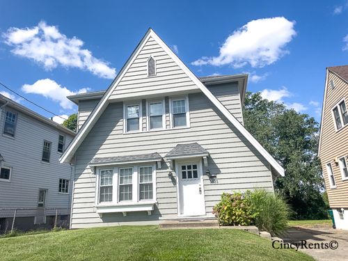 3623 Barberry Ave, Cincinnati, OH 45207