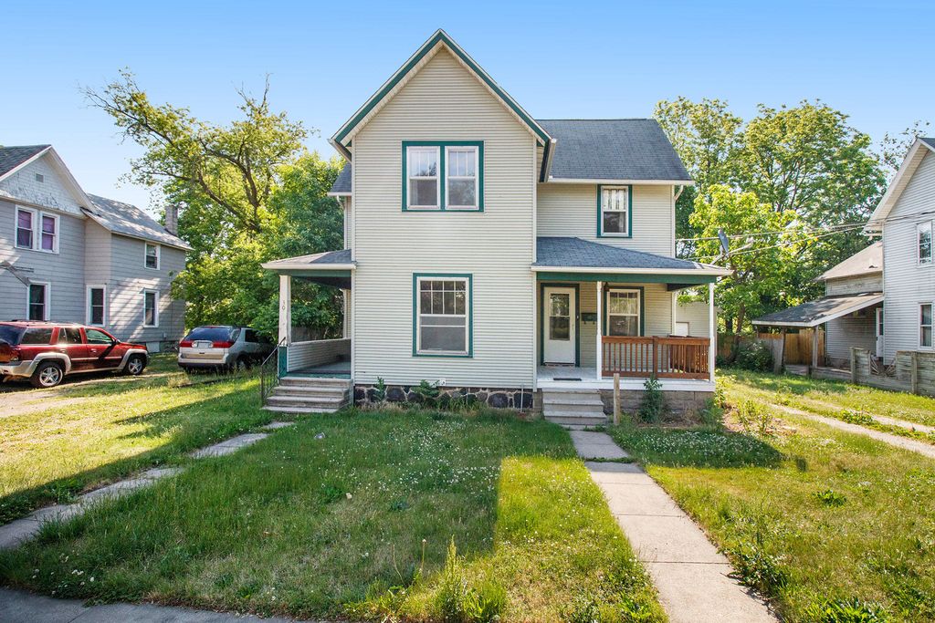 28 Union St N, Battle Creek, MI 49017
