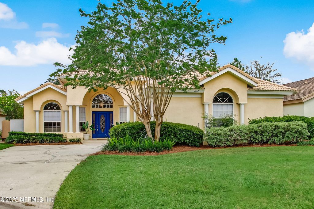 8423 MIZNER CIR E, Jacksonville, FL 32217