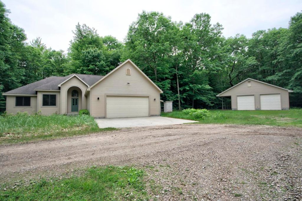5805 Nestrom Rd, Whitehall, MI 49461 Trulia