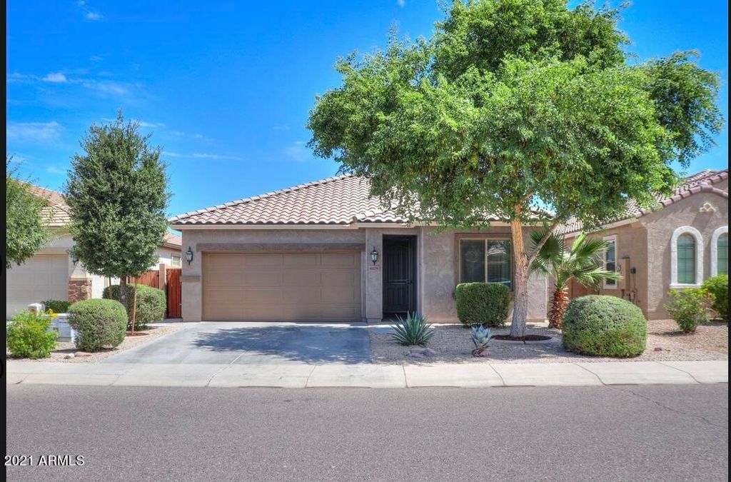 4108 E Velasco St, San Tan Valley, AZ 85140