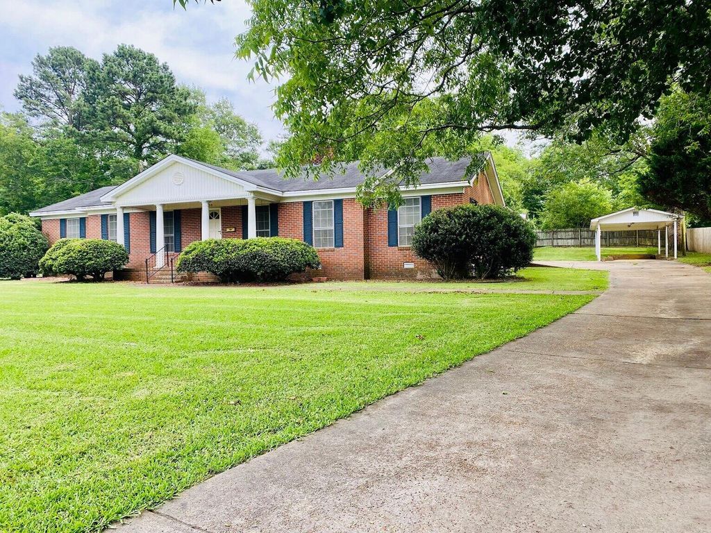 803 W College St, Booneville, MS 38829 Trulia