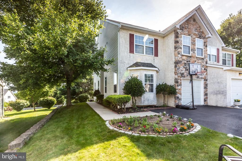 902 Heritage Dr, Eagleville, PA 19403 Trulia