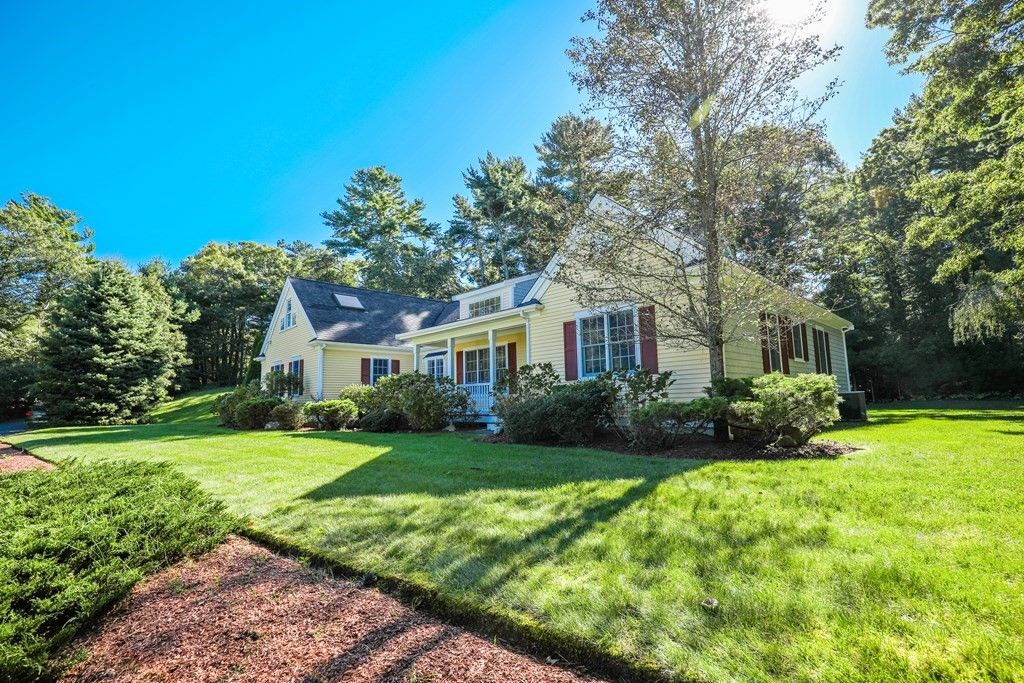 35 Sea Robin Rd, Osterville, MA 02655