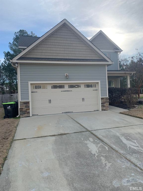 60 Wood Green Dr, Wendell, NC 27591