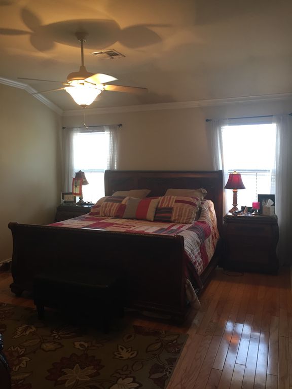 1300 Berkshire Pl, Shawnee, OK 74804
