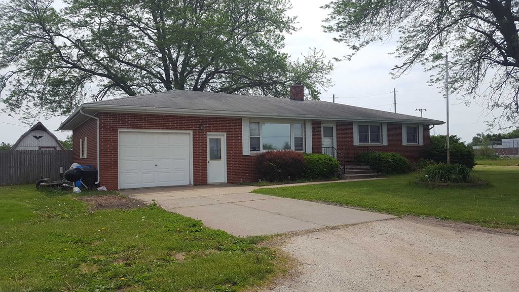 503 N 1st St, Alpha, IL 3 Bed, 1 Bath SingleFamily Home 5 Photos