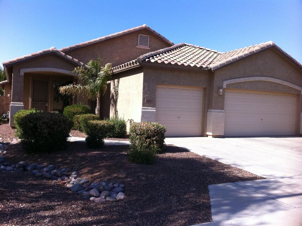 12622 W Apodaca Dr, Litchfield Park, AZ 85340