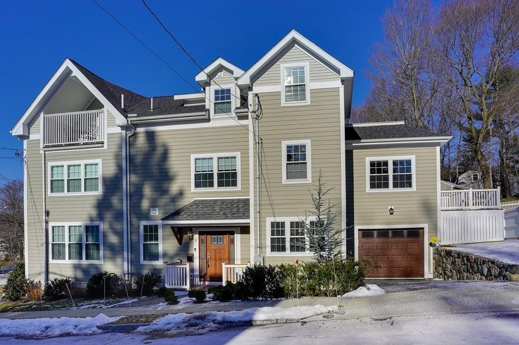 2 Grayson Road #2, Winchester, MA 01890