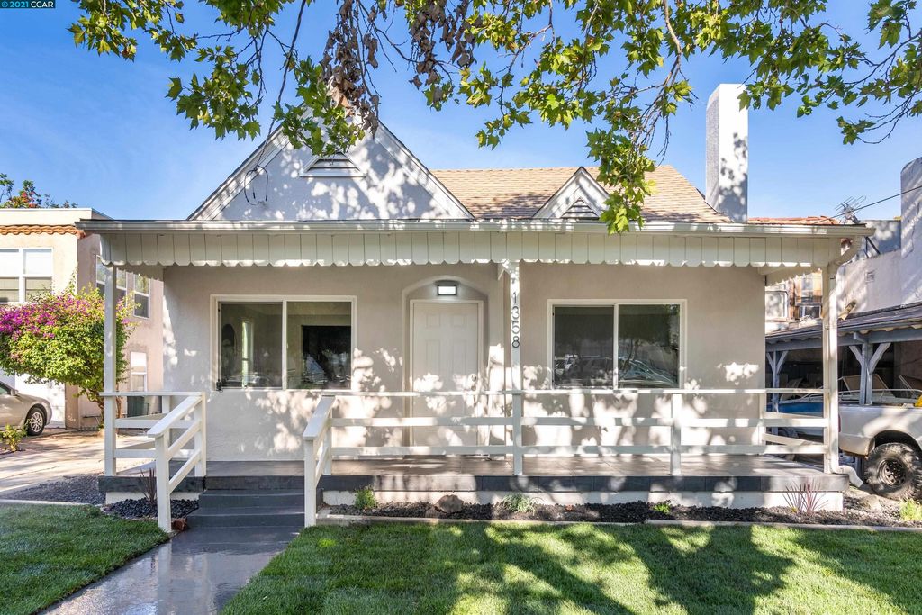 1358 Maple St, Pittsburg, CA 94565