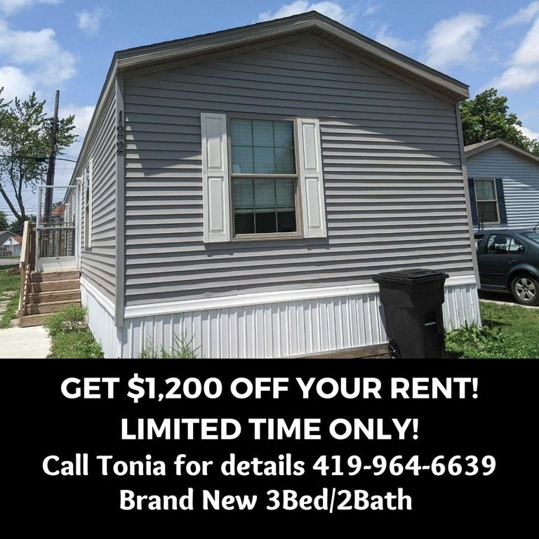 1905 Tracy Rd, Northwood, OH 43619