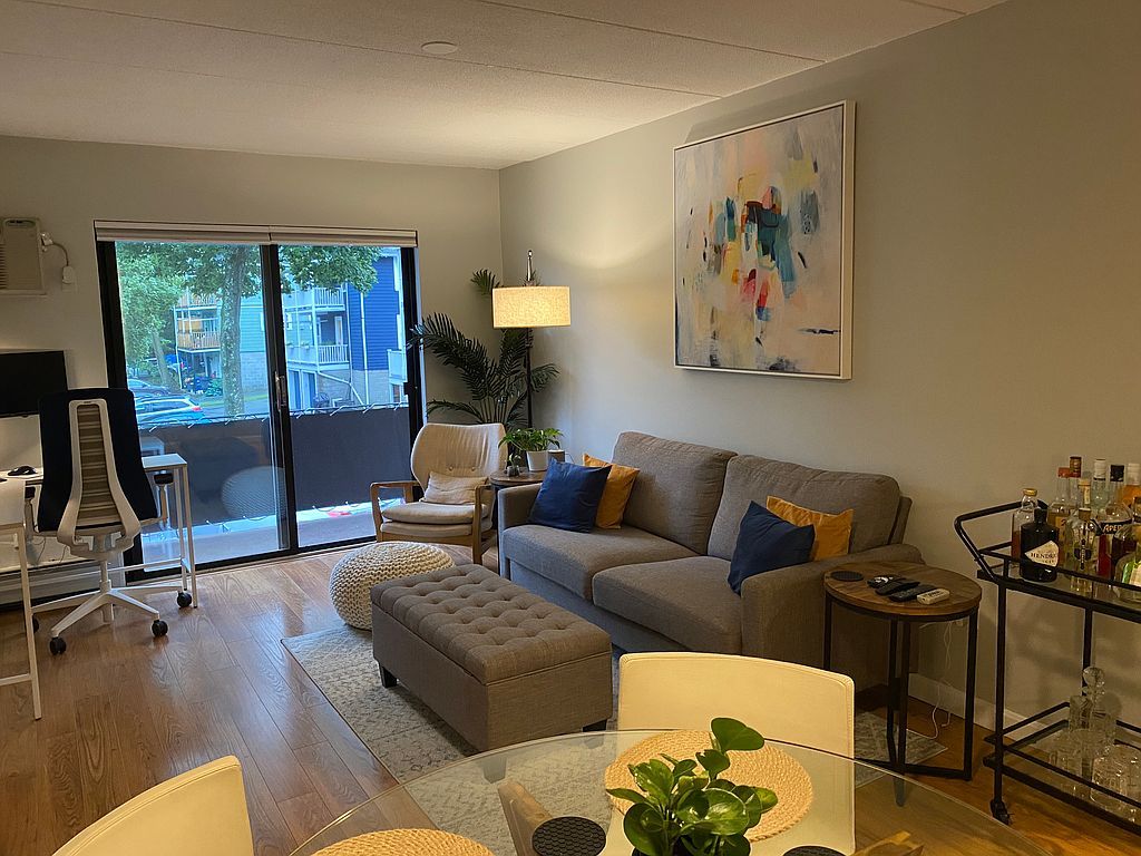 43-51 Albion St #A8, Melrose, MA 02176