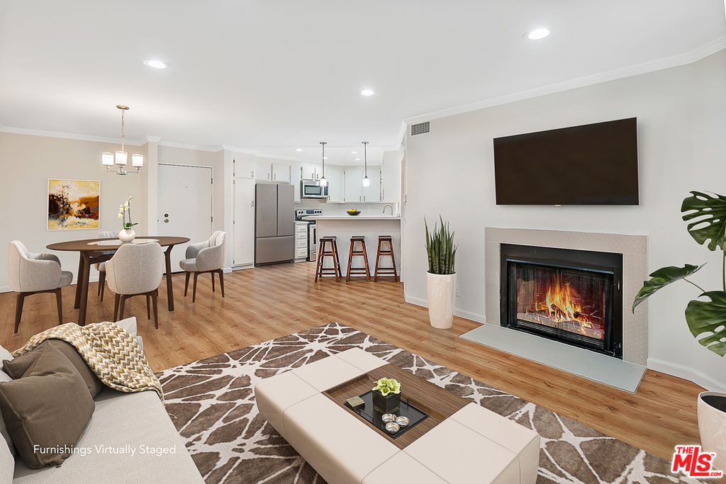 4210 Via Arbolada #211, Los Angeles, CA 90042