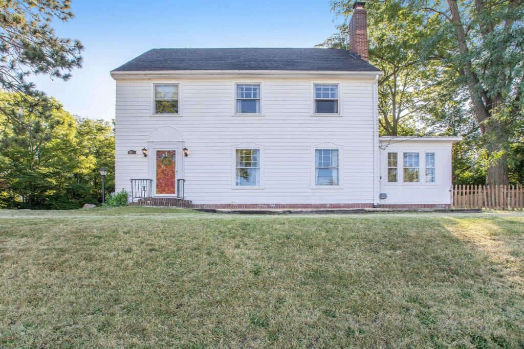 3004 Riverview Dr, Kalamazoo, MI 49004 Trulia