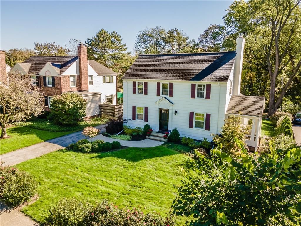 172 Roosevelt Rd, Rochester, NY 14618