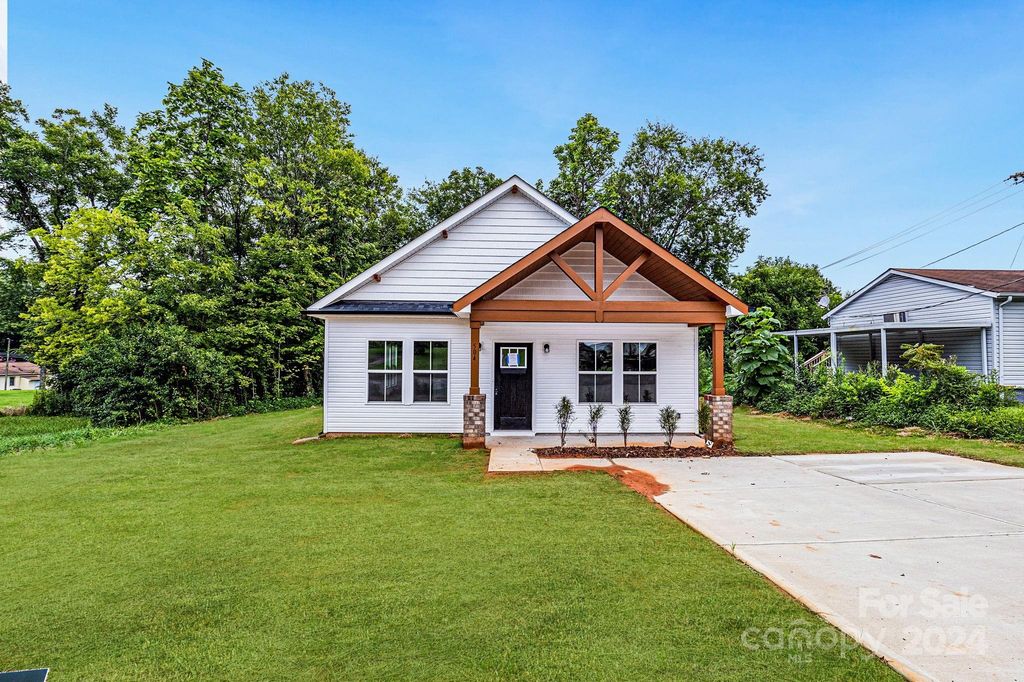504 N Long St, Salisbury, NC 28144 | MLS# 4166164 | Trulia