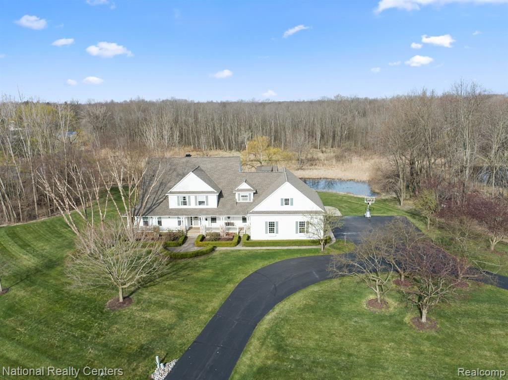 6351 Wilderness Dr, South Lyon, MI 48178 MLS 20240024938 Trulia