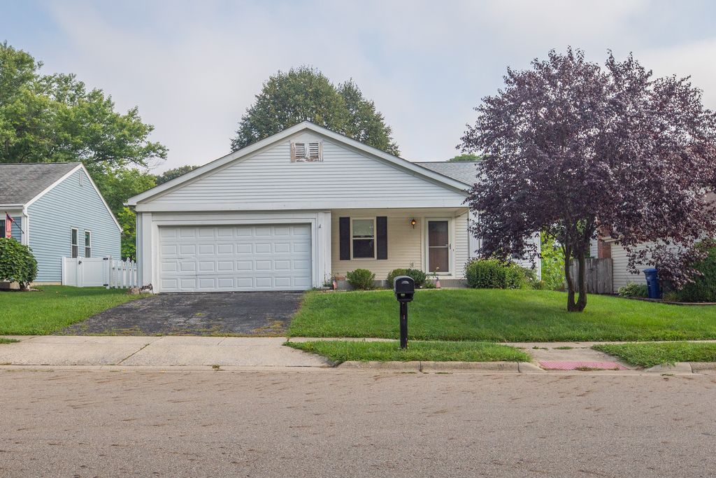 3092 Curtis Knoll Dr, Dublin, OH 43017