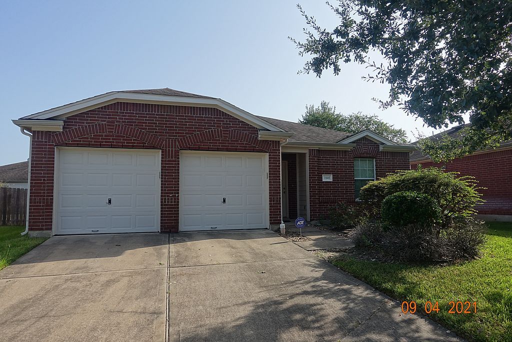 2846 Woodspring Acres Dr, Kingwood, TX 77345