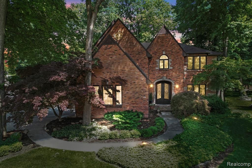 6511 Crabapple Dr, Troy, MI 48098 Trulia