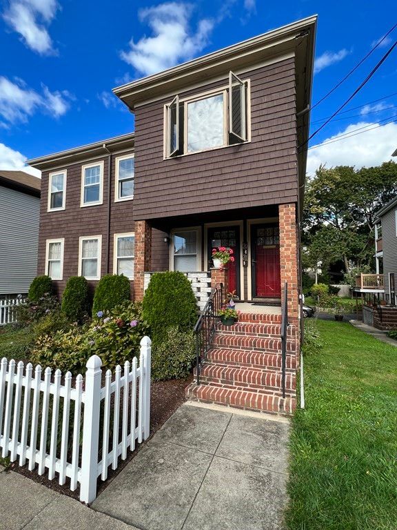 29-31 Glendower Rd #29, Roslindale, MA 02131