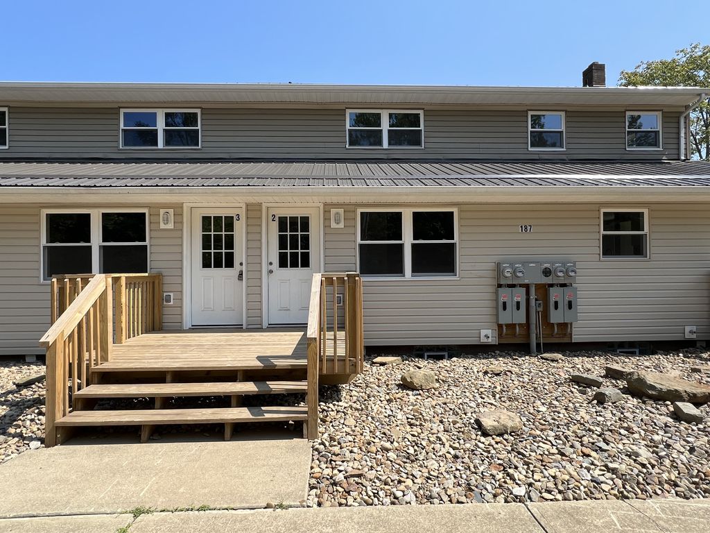 187 Kathleen Dr 2, New Brighton, PA 15066 Apartment for Sale