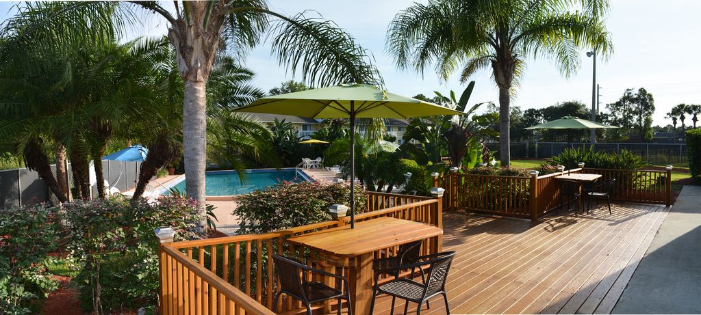 1700 Woodlake Dr NE, Palm Bay, FL 32905