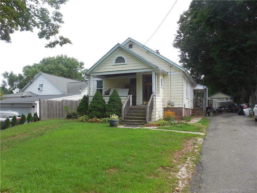 222 Hamilton St, Meriden, CT 06451
