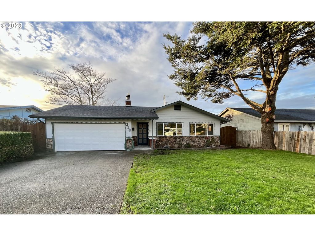 226 S Wall St, Coos Bay, OR 97420 Trulia