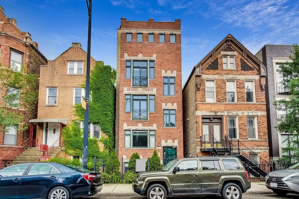 1845 W Armitage Ave #3, Chicago, IL 60622