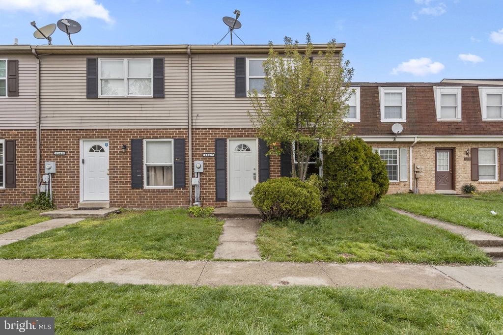 1147 Providence Ct, Frederick, MD 21703