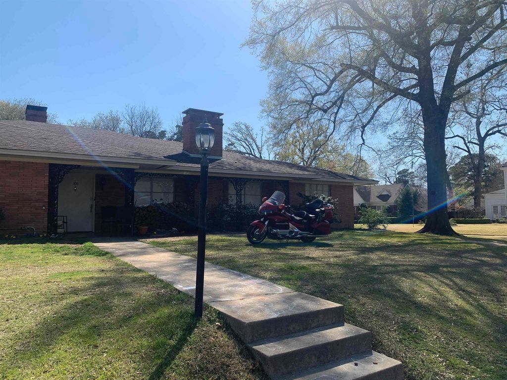 300 E 23rd St, Texarkana, AR 71854