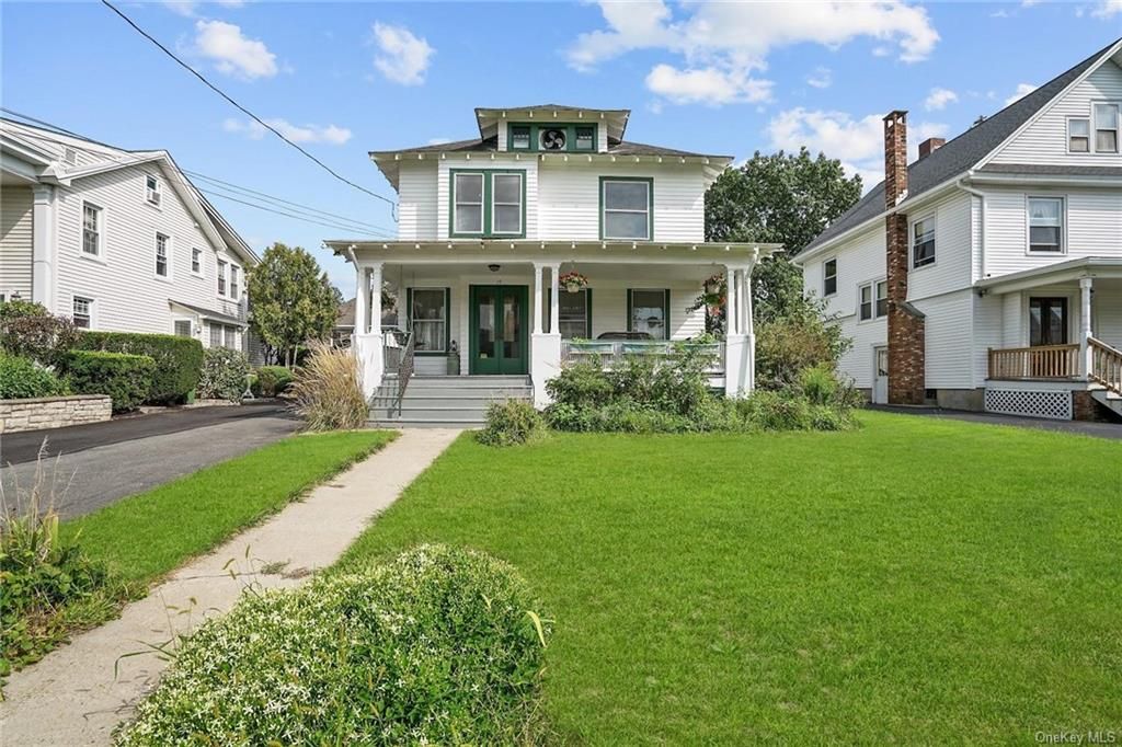 19 Watkins Ave, Middletown, NY 10940