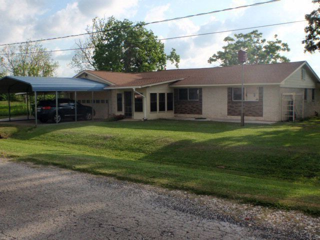 114 Creekwood Dr, Jones Creek, TX 77541