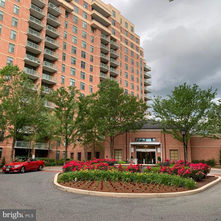 11700 Old Georgetown Rd #810, North Bethesda, MD 20852