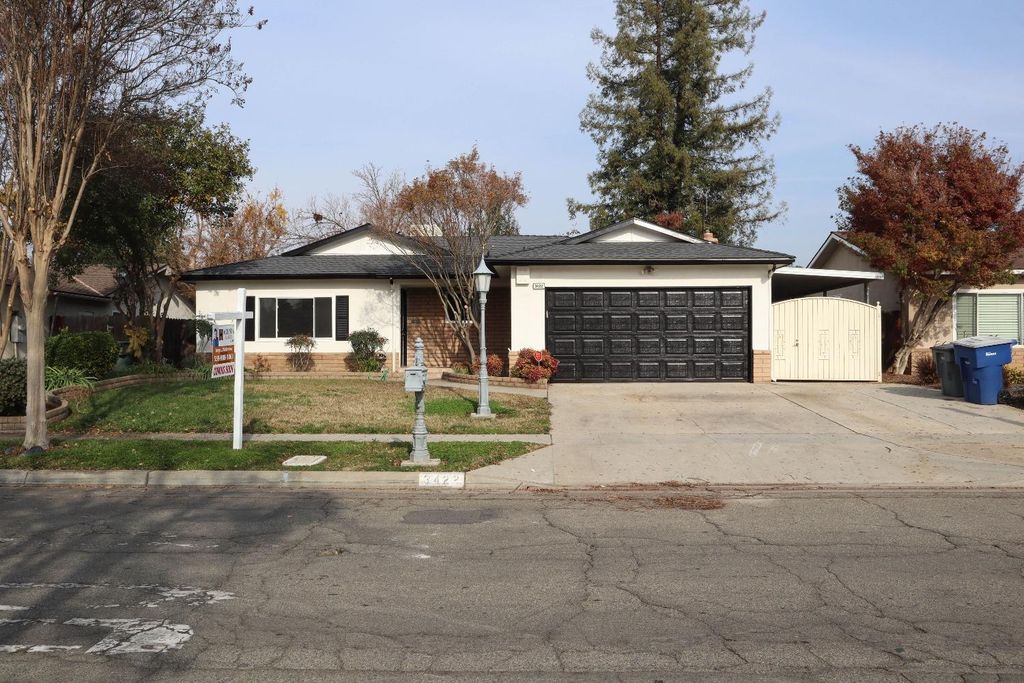 3422 W  Browning Ave, Fresno, CA 93711
