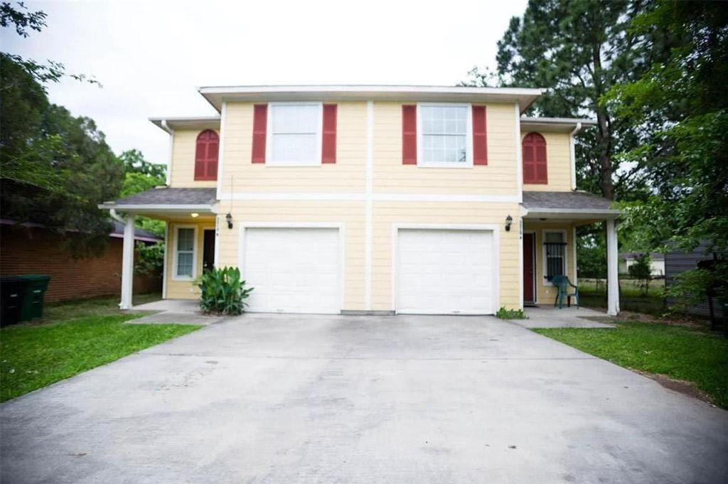 3510 Sparrow St #B, Houston, TX 77051