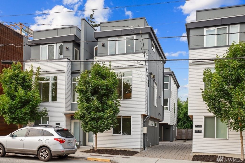 1134 N 90th St #B, Seattle, WA 98103