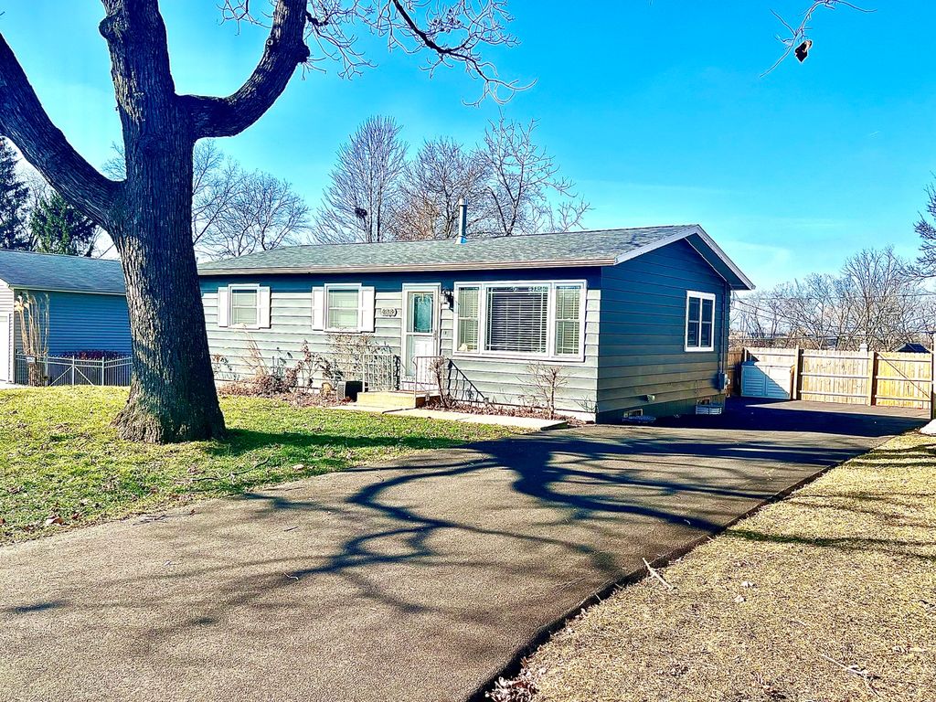 408 Alpine Dr, Round Lake, IL 60073 Trulia