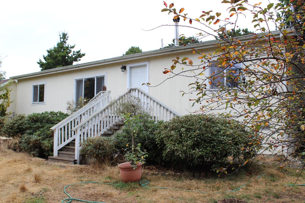 1602 Hawkes Rd, McKinleyville, CA 95519 Trulia