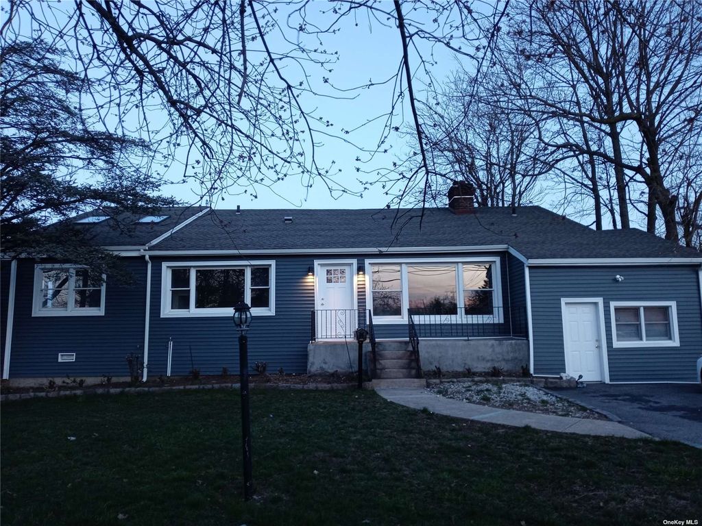 610 Waukena Ave, Oceanside, NY 11572 | MLS# 3332874 | Trulia