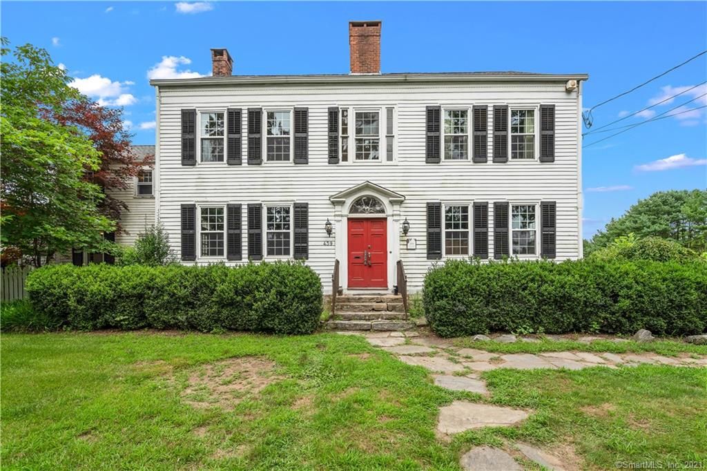 439 N River St, Guilford, CT 06437