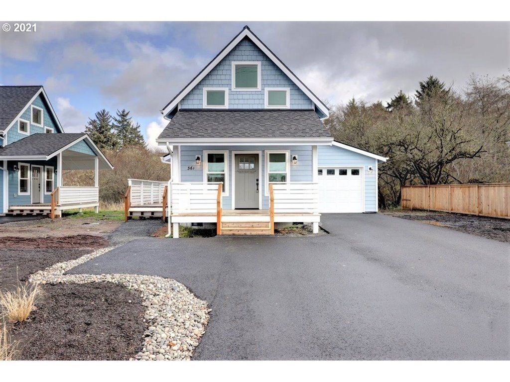 361 N Wahanna Rd, Seaside, OR 97138